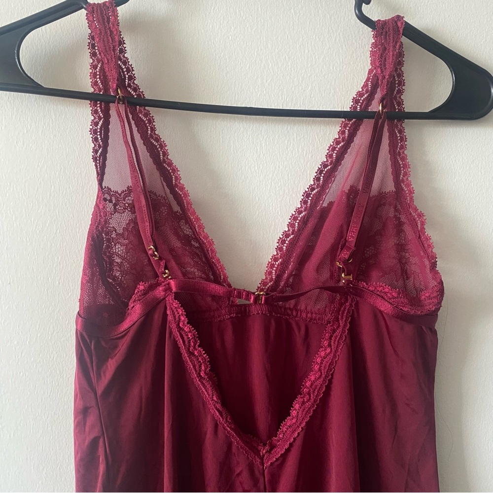 Y2K Victoria’s Secret Very Sexy Collection Satin Lace Trim V Neck Low Back Slip - Picture 7 of 12